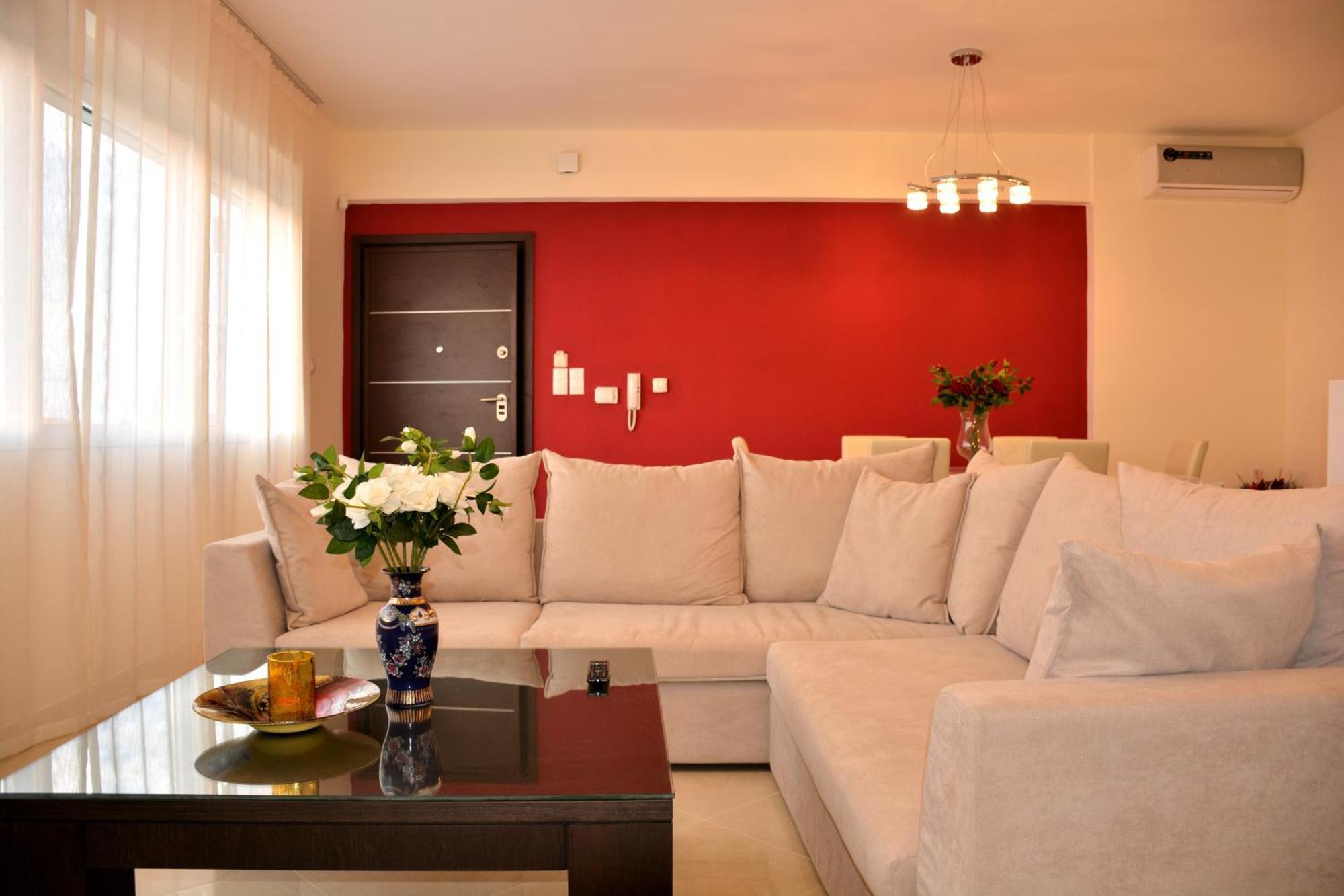Luxury Suites In Stavromenos Room photo